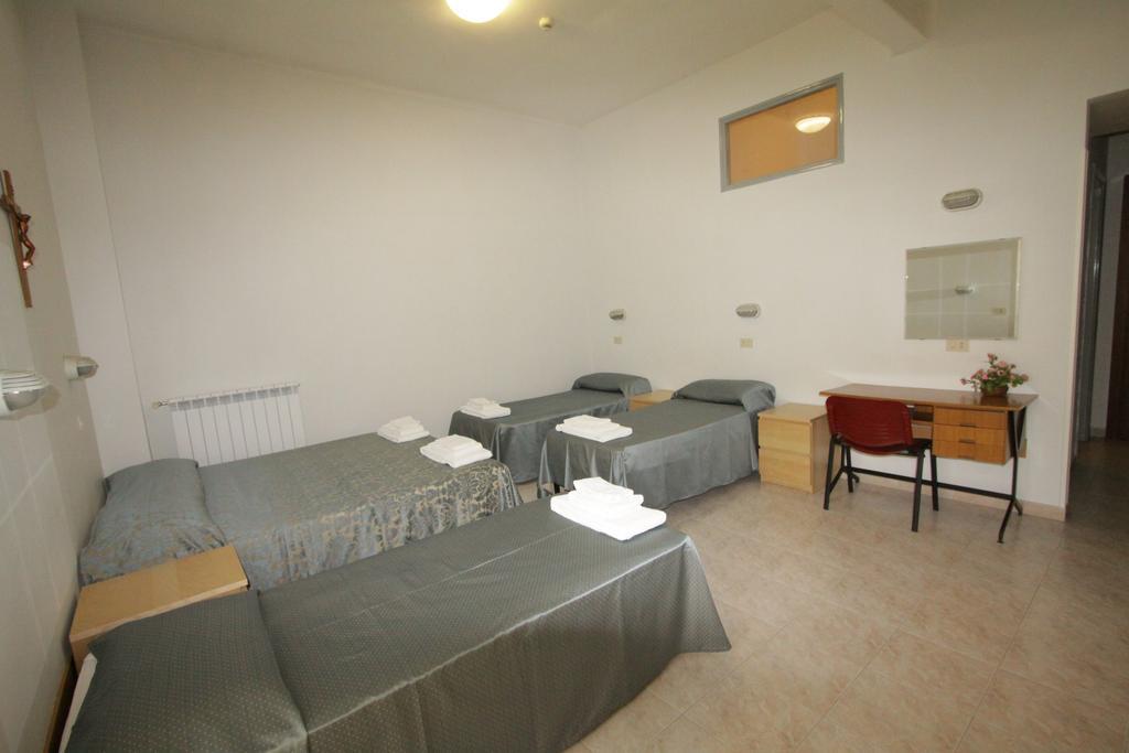 Casa Per Ferie Margherita Diomira 호텔 로마 외부 사진