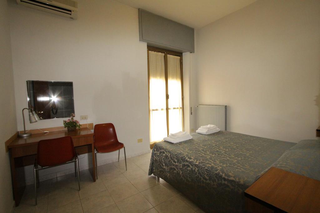 Casa Per Ferie Margherita Diomira 호텔 로마 외부 사진