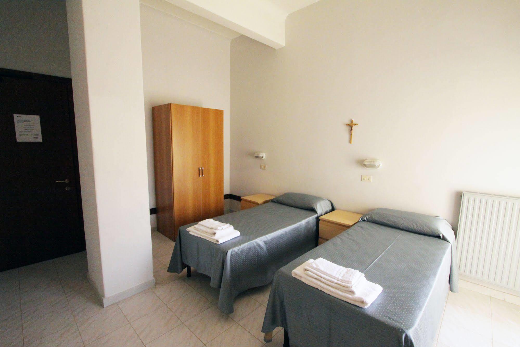 Casa Per Ferie Margherita Diomira 호텔 로마 외부 사진